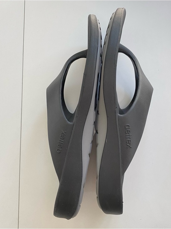 Aetrex Maui Orthotic Flips Sandals